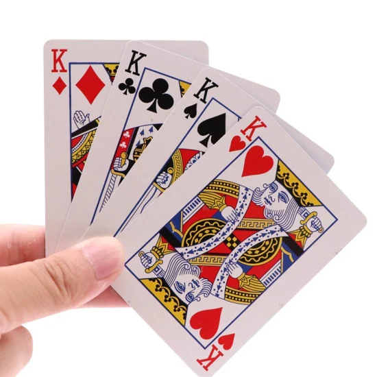 カスタムロゴマジックカジノカーディストリ紙広告ポーカー印刷ゲームテキサストランプ